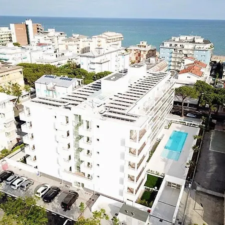Apartment Palm 80 Mt Dal Mare E Comodo Per Venezia Lido di Jesolo